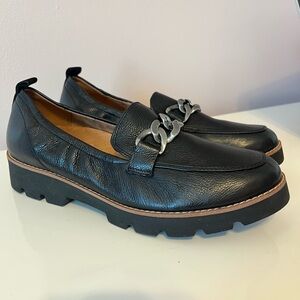 Vionic Cynthia Loafer Slip On Shoe Leather Lug Sole Orthotic Black US 8.5 NWOT